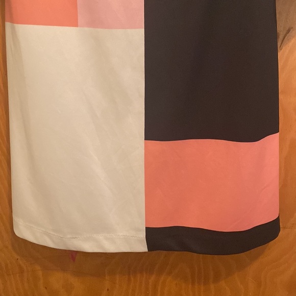 Dress - Picture 5 of 7